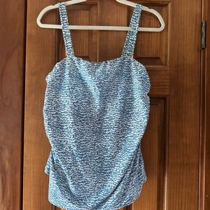 Raisins Curve Tankini Swim Top Women’s 14W Blue White Pattern Ruched Sides